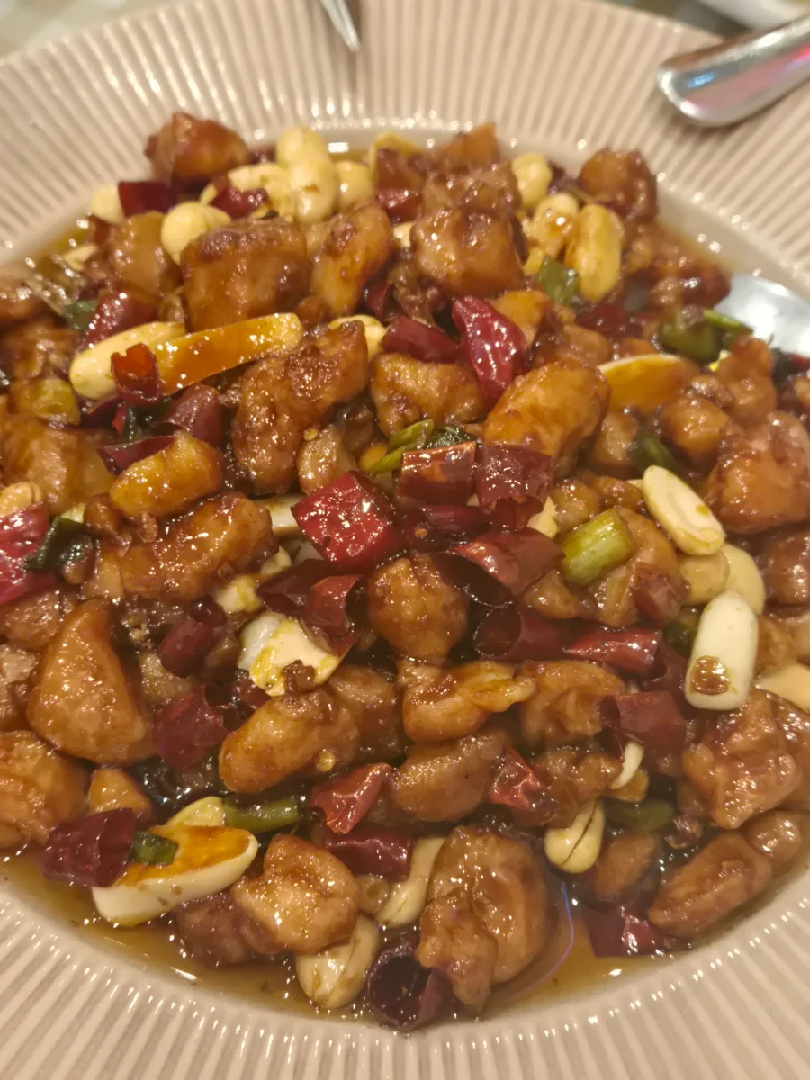 宫保鸡丁 kung pao chicken